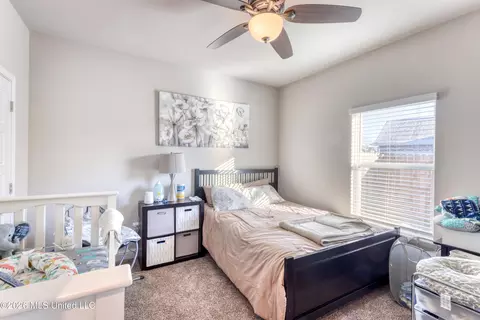 Bedroom - 7161 Glen Eagle Dr, Biloxi, MS 39532 photo 4 of 4
