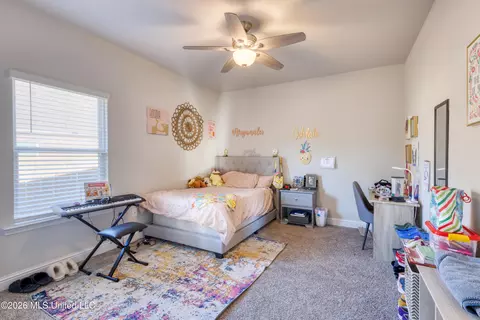 Bedroom - 7161 Glen Eagle Dr, Biloxi, MS 39532 photo 2 of 4