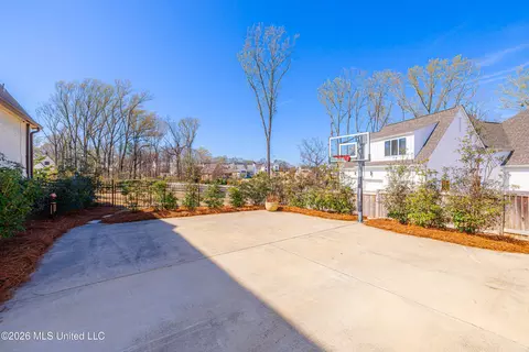 Exterior - 297 Ashworth Cir, Madison, MS 39110 photo 10 of 28