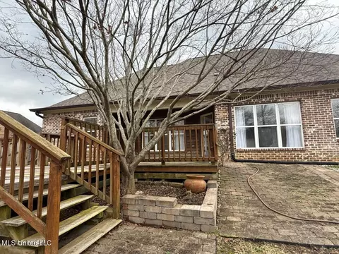 Exterior - 539 Turtle Ln, Brandon, MS 39047 photo 6 of 7