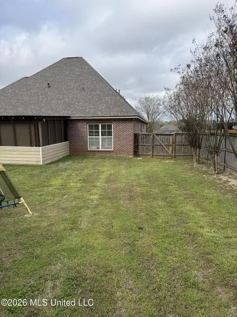 Exterior - 403 N Haven Ct, Brandon, MS 39047 photo 8 of 14