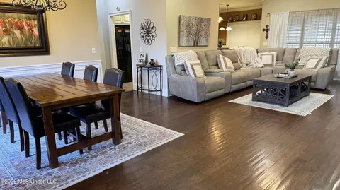 Dining - 403 N Haven Ct, Brandon, MS 39047 photo 1 of 1