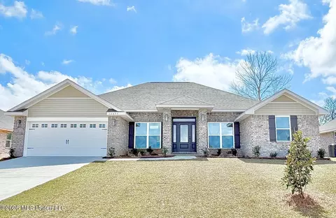 14859 Fritz Cir, Gulfport, MS 39503