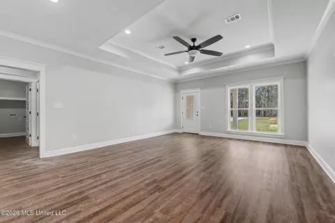 Living - 206 Marshall Smith Rd, Lucedale, MS 39452 photo 2 of 4