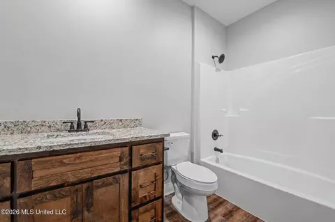 Bath - 206 Marshall Smith Rd, Lucedale, MS 39452 photo 2 of 2