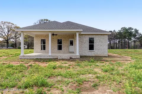 Exterior - 206 Marshall Smith Rd, Lucedale, MS 39452 photo 1 of 1