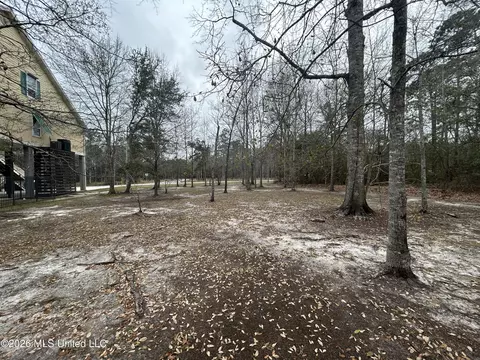 2462 Iki Pl, Diamondhead, MS 39525 photo 11