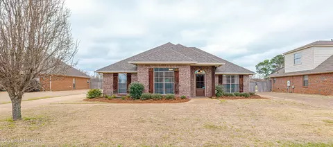 107 Memory Ln, Madison, MS 39110