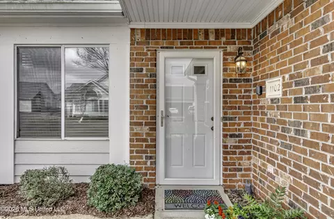 Exterior - 1102 Gerrits Lndg, Brandon, MS 39047 photo 2 of 2