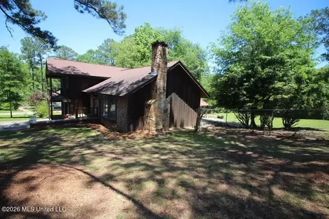 Exterior - 1809 Wansley Rd, Laurel, MS 39443 photo 5 of 5