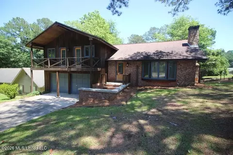 Exterior - 1809 Wansley Rd, Laurel, MS 39443 photo 4 of 5