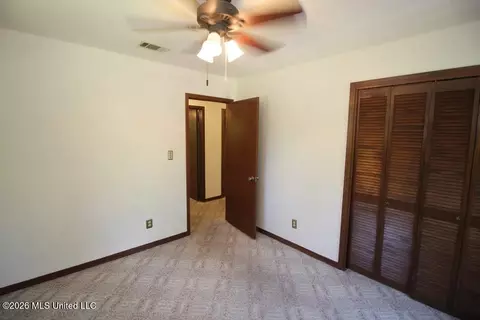 Bedroom - 1809 Wansley Rd, Laurel, MS 39443 photo 1 of 5
