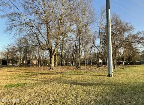 4910 Old Canton Rd, Jackson, MS 39211 photo 4