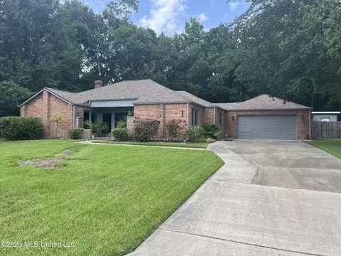 67163 E Diamondhead Dr, Diamondhead, MS 39525