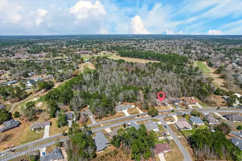 View/Area - 67163 E Diamondhead Dr, Diamondhead, MS 39525 photo 2 of 3