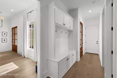 Entry Way - 219 Northshore Pl, Madison, MS 39110 photo 3 of 7