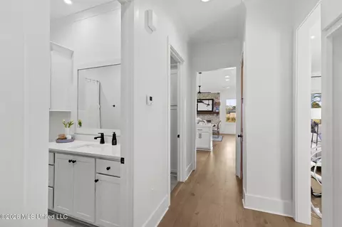 Entry Way - 219 Northshore Pl, Madison, MS 39110 photo 5 of 7