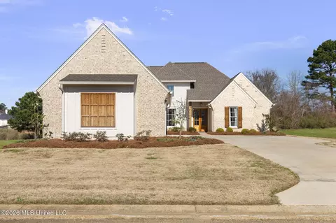 Exterior - 219 Northshore Pl, Madison, MS 39110 photo 2 of 13