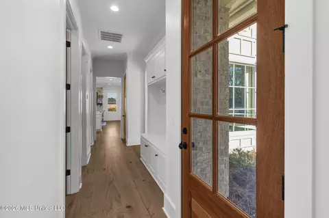 Entry Way - 219 Northshore Pl, Madison, MS 39110 photo 4 of 7