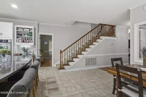 Entry Way - 5134 Canton Heights Dr, Jackson, MS 39211 photo 2 of 3