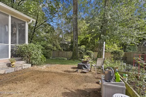 Exterior - 5134 Canton Heights Dr, Jackson, MS 39211 photo 3 of 9