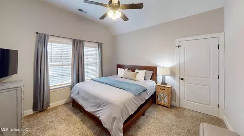 Bedroom - 3464 Scott Rd, Hernando, MS 38632 photo 4 of 9