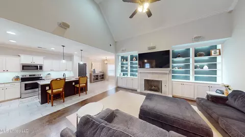 Entry Way - 3464 Scott Rd, Hernando, MS 38632 photo 1 of 9