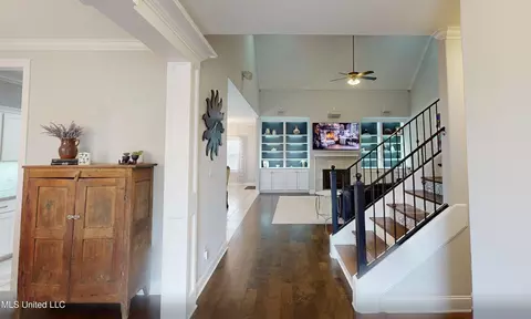 Entry Way - 3464 Scott Rd, Hernando, MS 38632 photo 3 of 9