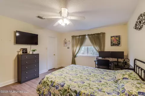 Bedroom - 5 Wilderness Run, Diamondhead, MS 39525 photo 2 of 3