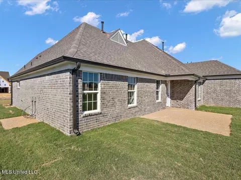 6570 E John Hamilton Way, Olive Branch, MS 38654 photo 24