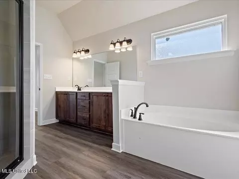 6570 E John Hamilton Way, Olive Branch, MS 38654 photo 17