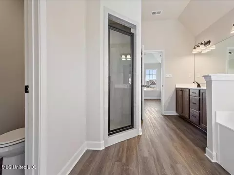 6570 E John Hamilton Way, Olive Branch, MS 38654 photo 19