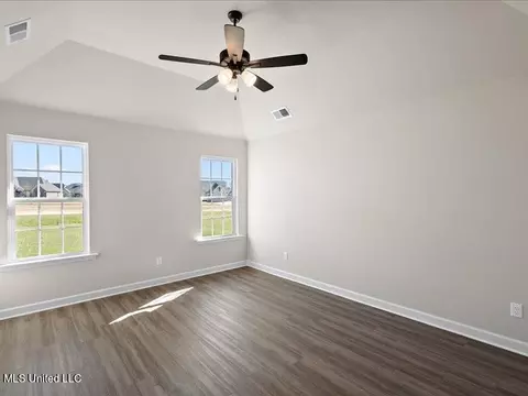 6570 E John Hamilton Way, Olive Branch, MS 38654 photo 15