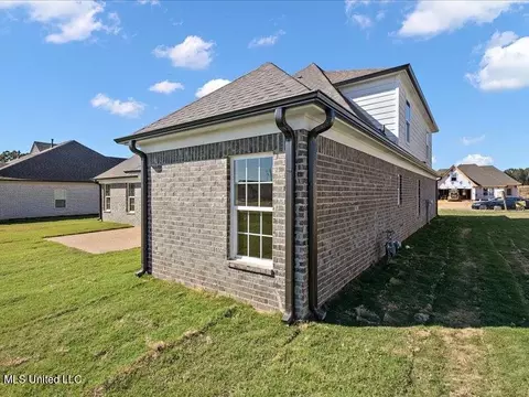 6570 E John Hamilton Way, Olive Branch, MS 38654 photo 32