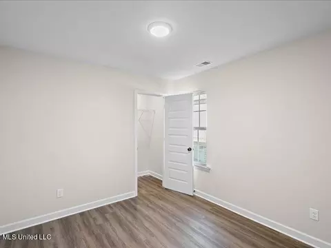 6570 E John Hamilton Way, Olive Branch, MS 38654 photo 23