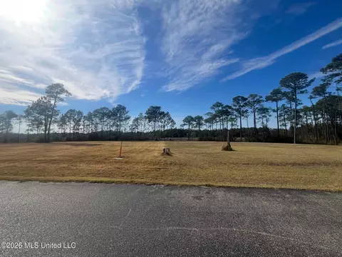 Ascot Drive, Biloxi, MS 39532 photo 4