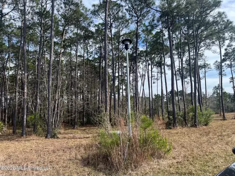 Ascot Drive, Biloxi, MS 39532 photo 2