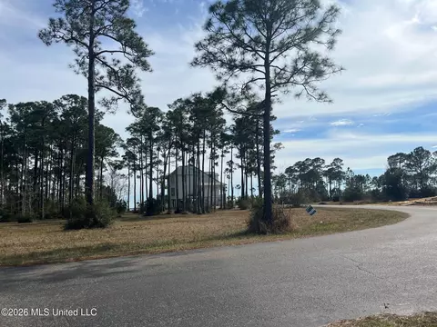 Ascot Drive, Biloxi, MS 39532 photo 4