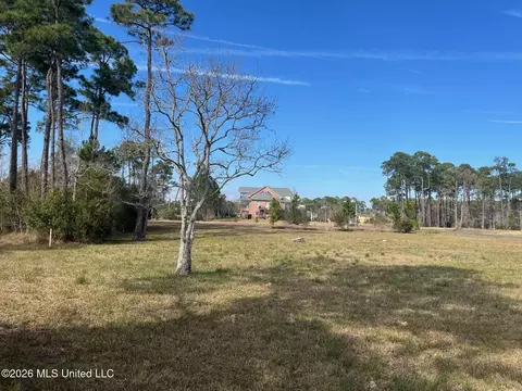 Ascot Drive, Biloxi, MS 39532 photo 5