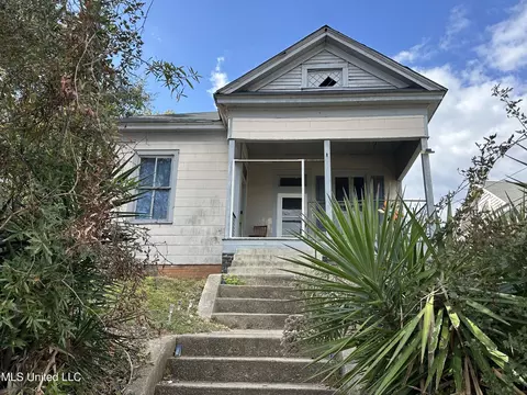 Exterior - 115 Scott St, Mccomb, MS 39648 photo 6 of 6