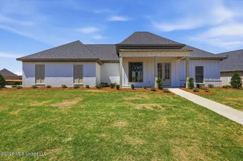1212 Old Court Xing, Flowood, MS 39232