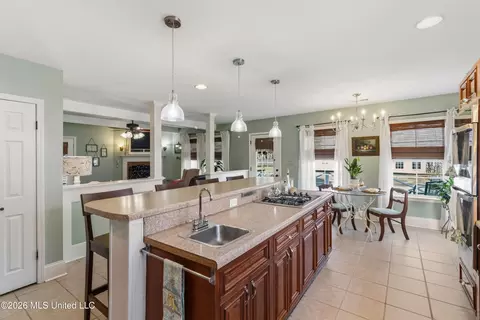 Kitchen - 9110 Second St, Walls, MS 38680 photo 2 of 5
