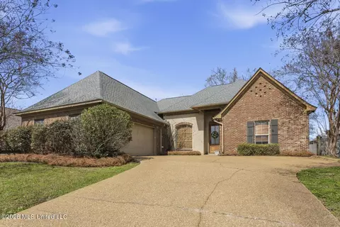206 Huntington Holw, Brandon, MS 39047