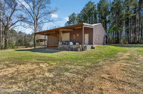 Exterior - 1086 Stewart Mill Rd, Summit, MS 39666 photo 8 of 8