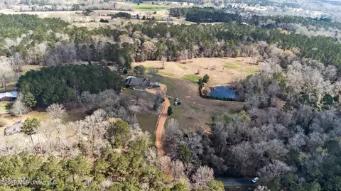View/Area - 1086 Stewart Mill Rd, Summit, MS 39666 photo 2 of 4