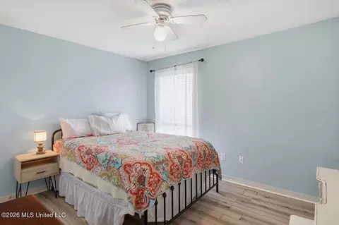 Bedroom - 2005 Stonehendge Dr, Brandon, MS 39042 photo 3 of 3
