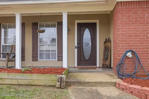Exterior - 2005 Stonehendge Dr, Brandon, MS 39042 photo 5 of 6