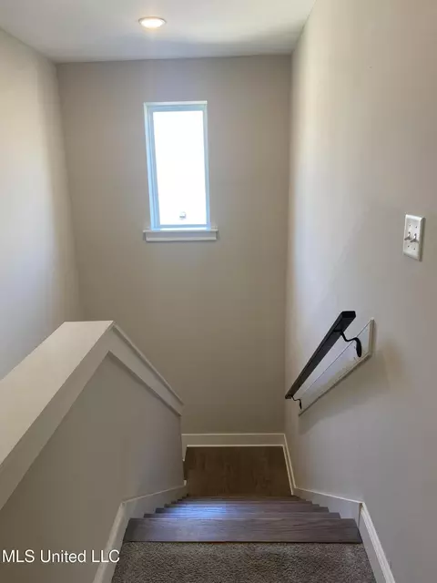 Entry Way - 7414 Crosswinds Blvd, Hernando, MS 38632 photo 4 of 4
