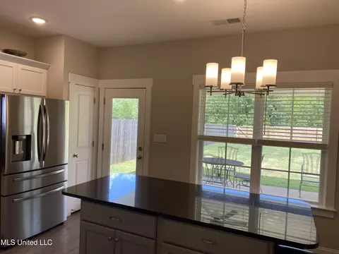 Kitchen - 7414 Crosswinds Blvd, Hernando, MS 38632 photo 1 of 2