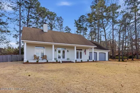 404 Ashford Pl, Brandon, MS 39047